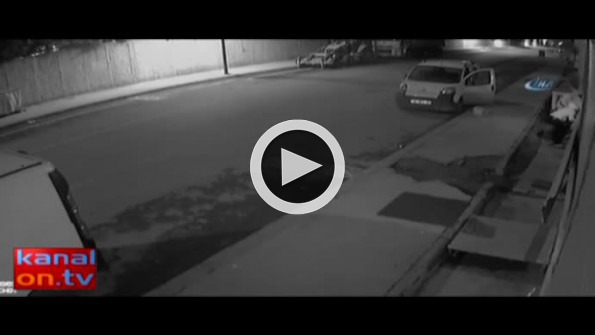 Aynı dükkana 2 kez giren hırsızlar kamerada