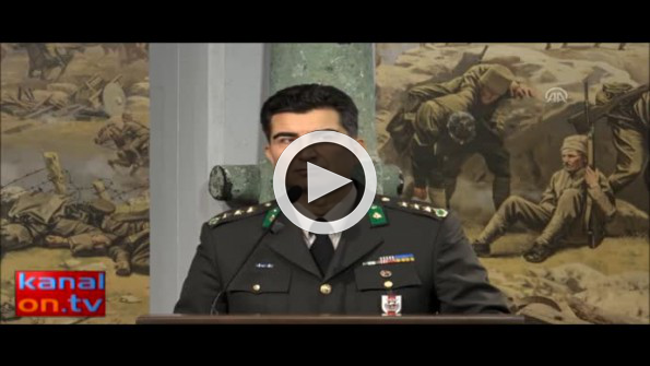 Kahramanları anlatırken hem ağladı hem ağlattı