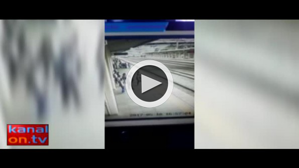 İntihar etmek isteyen kadını son anda kurtardı