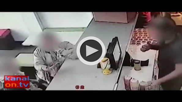 Bahşiş kutusunu böyle çaldılar