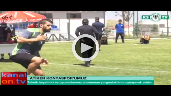 Mustafa Reşit Akçay’dan ’kolbastı’ şovu!