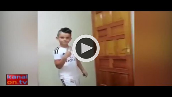Küçük Ronaldo yeteneğiyle mest etti