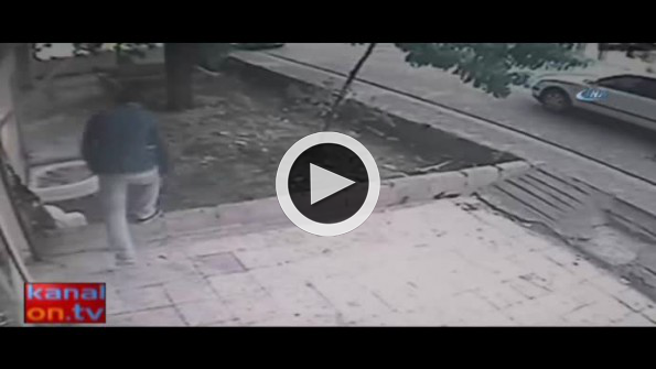 Sahibi içerideyken soymaya kalktı! İşte o anlar...