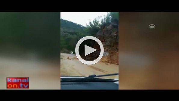 Heyelan anı saniye saniye kameraya yansıdı
