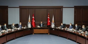 AK Parti’de ’reform’ mesaisi