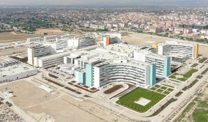 Konya Şehir Hastanesi’ne yakışmayan çevre!