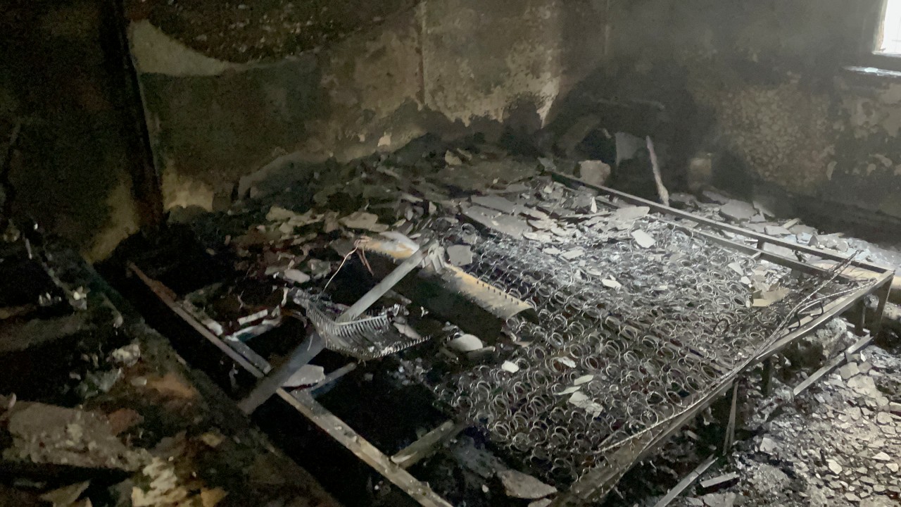 5 katlı binada sebebi bilinmeyen yangın