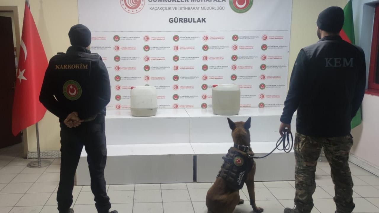 Gürbulak Sınır Kapısı’nda bir tırda uyuşturucu madde ele geçirildi