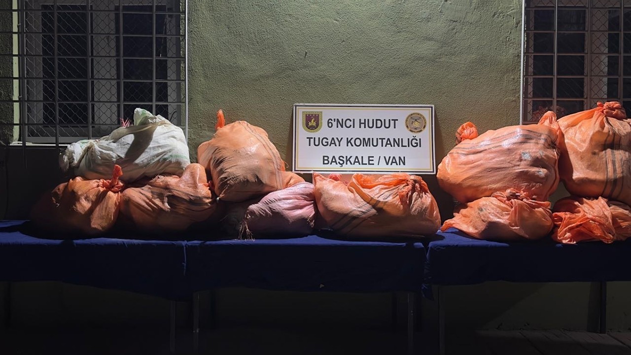 Van’da sınır hattında 340,5 kilo uyuşturucu ele geçirildi